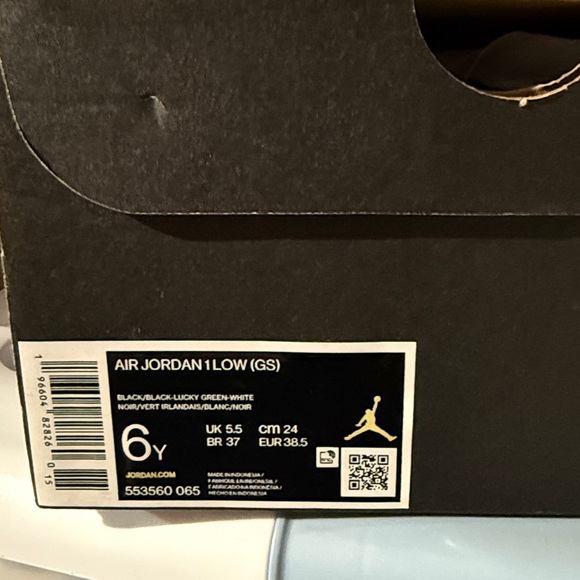 NWT Nike Jordan 1 Low Lucky Green (GS) - Picture 8 of 8